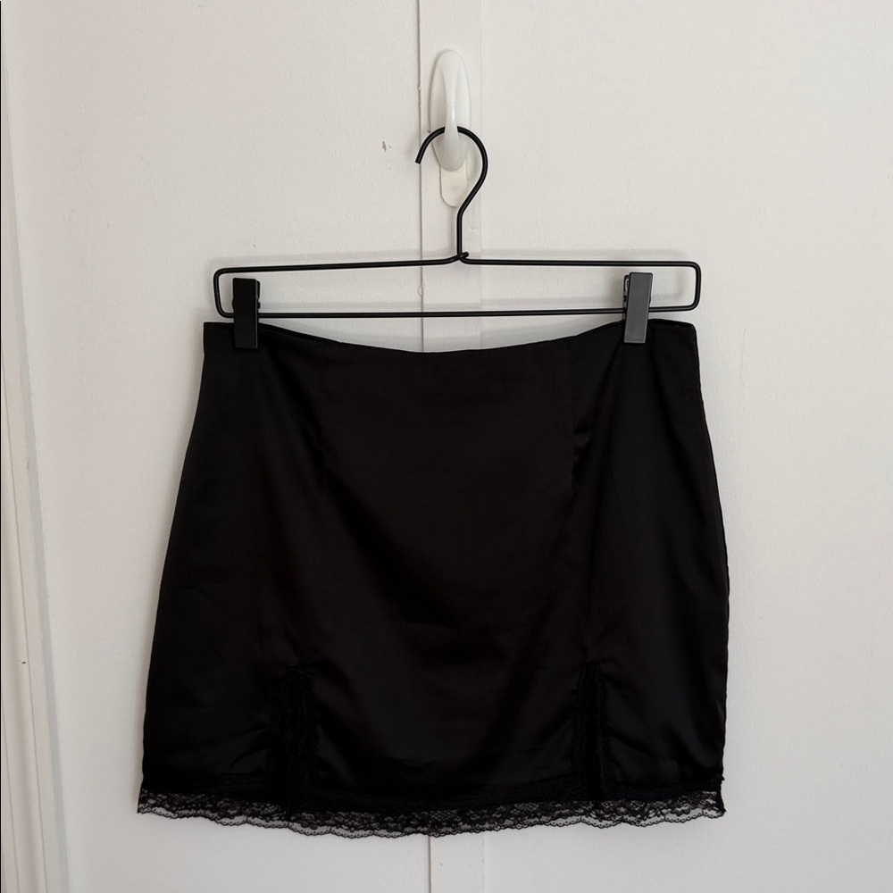 Superdown Black Lace Trim Skirt